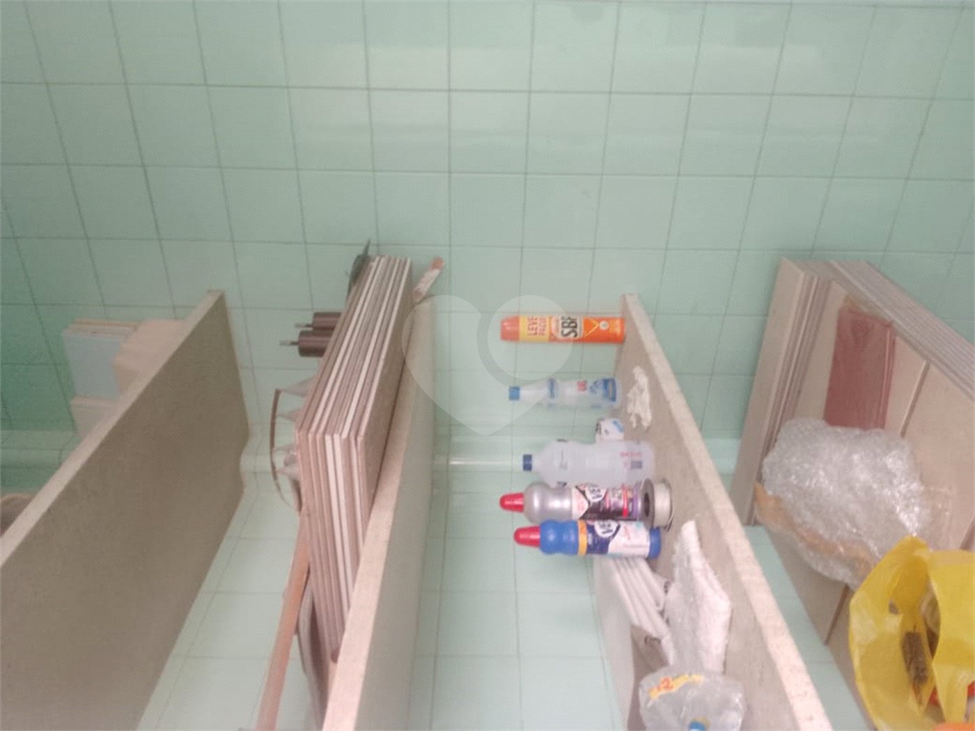 Apartamento à venda com 4 quartos, sendo 1 suíte, em República, São Paulo, SP