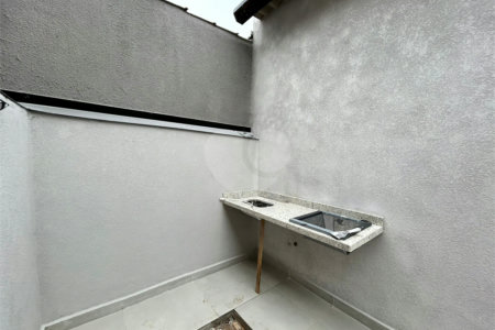 Casa à venda com 2 quartos, sendo 1 suíte,  em Vila Nova Cintra, Mogi das Cruzes, SP