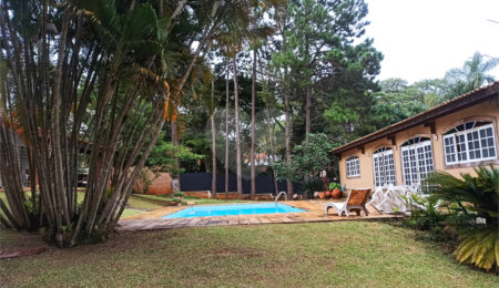 Chácara à venda com 5 quartos, sendo 3 suítes,  em Parque Residencial Atibaia, Atibaia, SP