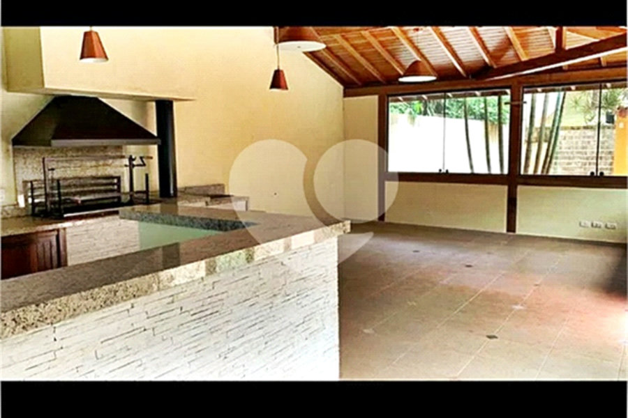 Casa à venda ou para alugar com 4 quartos, sendo 2 suítes, em Serra da Cantareira, Mairiporã, SP