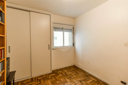 Apartamento à venda com 3 quartos, sendo 1 suíte, em Santo Amaro, São Paulo, SP