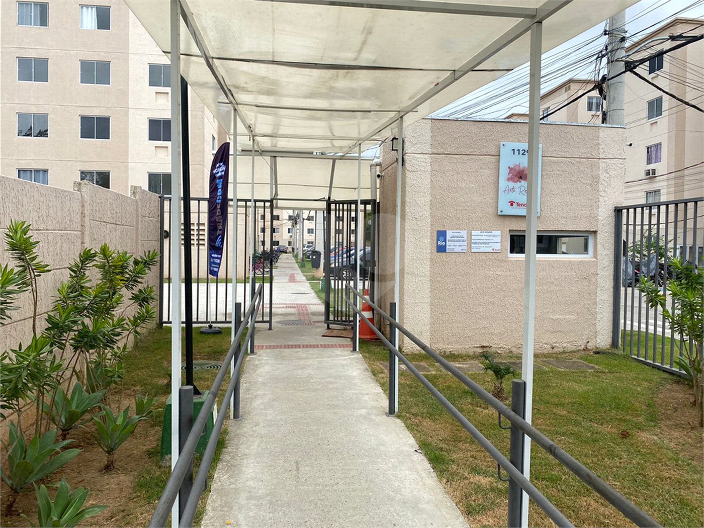 Apartamento à venda com 2 quartos em Santíssimo, Rio de Janeiro, RJ