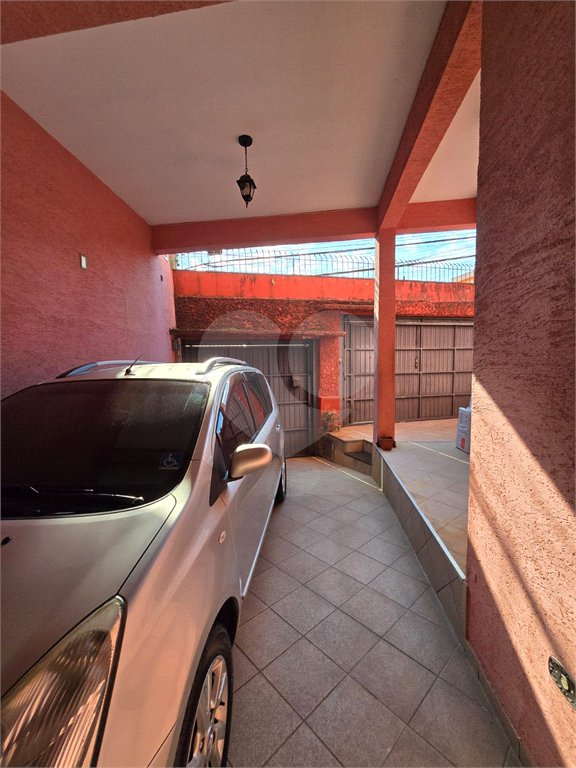 Sobrado à venda com 5 quartos, sendo 1 suíte, em Vila Bonilha, São Paulo, SP