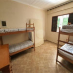 Casa à venda com 6 quartos, sendo 3 suítes, no condomínio Residencial Jardins de Mairiporã I, Mairiporã - SP