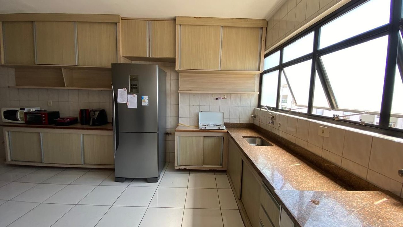 Cobertura com 4 dormitórios à venda, 400 m² por R$ 2.580.000,00 - Ponta da Praia - Santos/SP