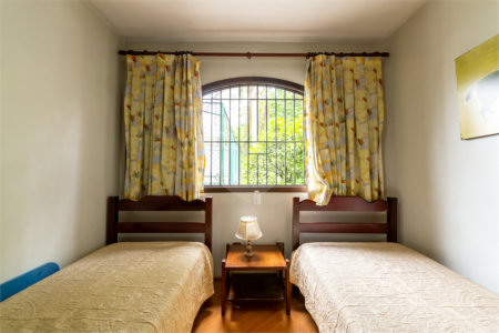 Casa à venda com 4 quartos, sendo 2 suítes, em Campo Belo, São Paulo, SP