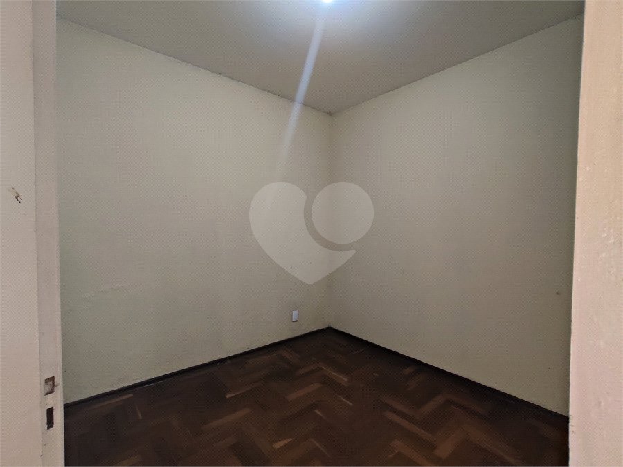 Casa à venda ou para alugar com 5 quartos, sendo 3 suítes, em Vila Maria, Itapetininga, SP