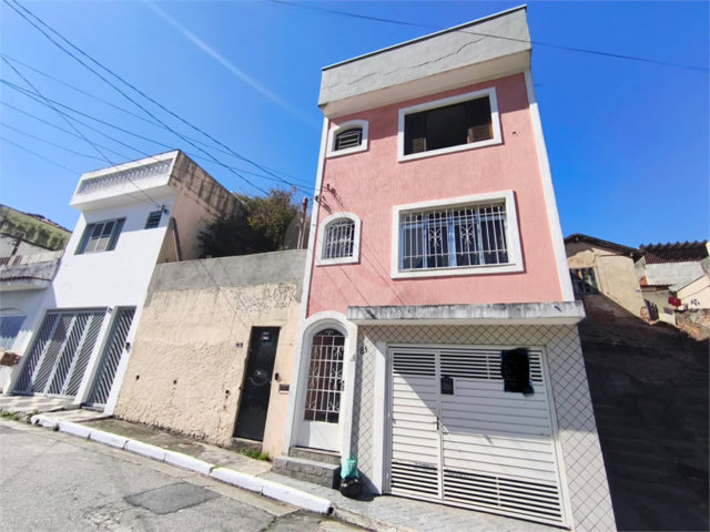 Sobrado à venda com 2 quartos, sendo 1 suíte,  em Vila Isolina Mazzei, São Paulo, SP