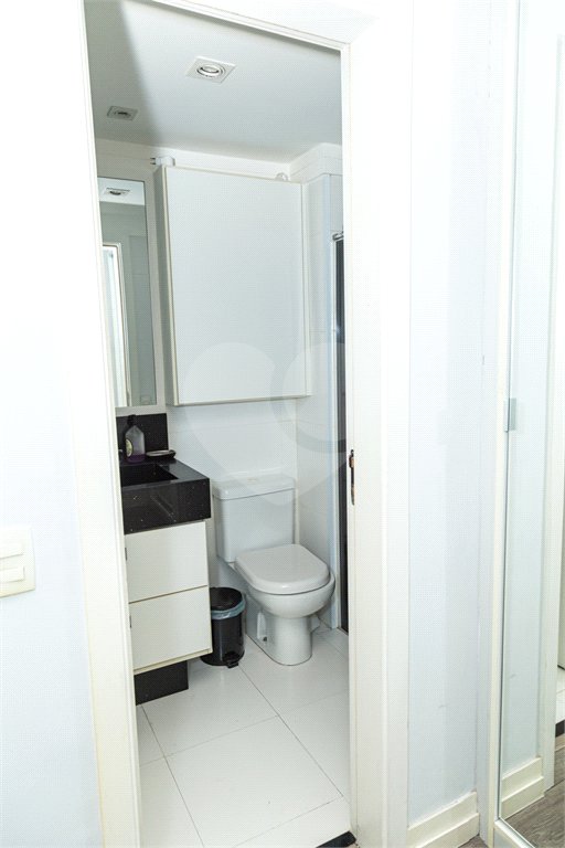 Apartamento à venda com 4 quartos, sendo 2 suítes, em Moema, São Paulo, SP