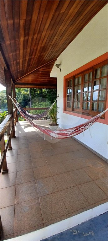 Casa à venda com 3 quartos, sendo 1 suíte, no condomínio Clube de Campo Fazenda Tabarã, Mairiporã - SP