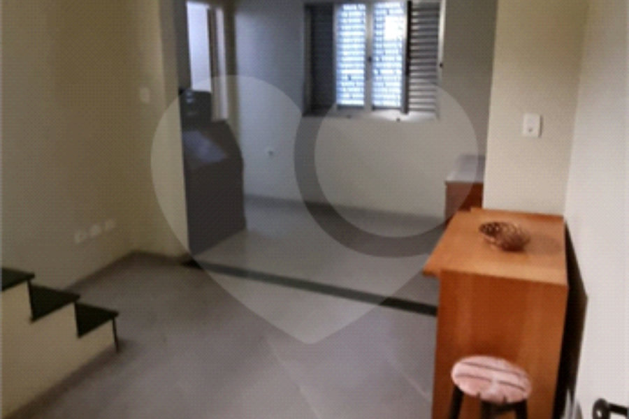 Sobrado à venda com 5 quartos em Freguesia do Ó, São Paulo, SP