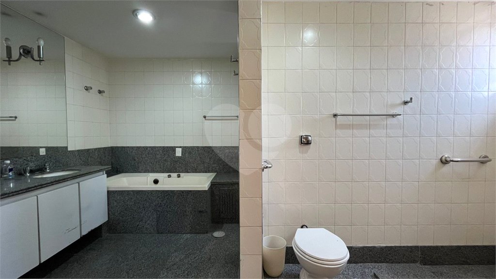 Apartamento à venda com 4 quartos, sendo 3 suítes, em Itaim Bibi, São Paulo, SP
