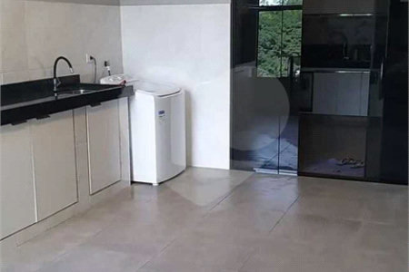 Chácara à venda com 3 quartos, sendo 1 suíte, em Caguassu, Sorocaba, SP