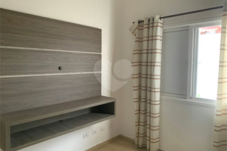 Casa à venda com 3 quartos, sendo 1 suíte, no condomínio Marf Iii- Fase III, Bom Jesus dos Perdões - SP