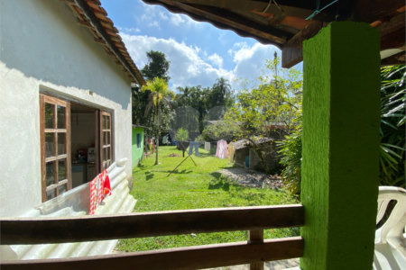 Casa à venda com 5 quartos, sendo 1 suíte,  em Boraceia, Bertioga, SP