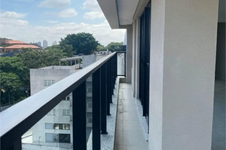 Apartamento à venda com 4 quartos, sendo 2 suítes,  em Pinheiros, São Paulo, SP