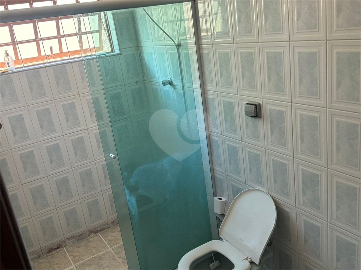 Casa à venda com 4 quartos, sendo 1 suíte, em Vila Santana, Sorocaba, SP
