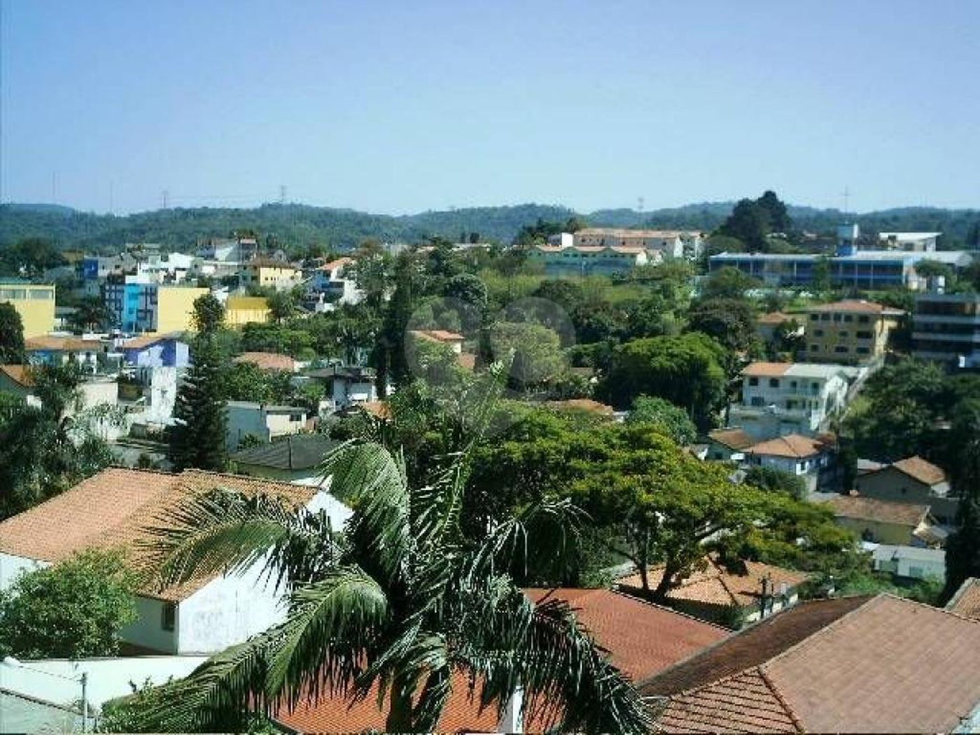 Sobrado à venda com 4 quartos, sendo 3 suítes, em Horto, São Paulo, SP