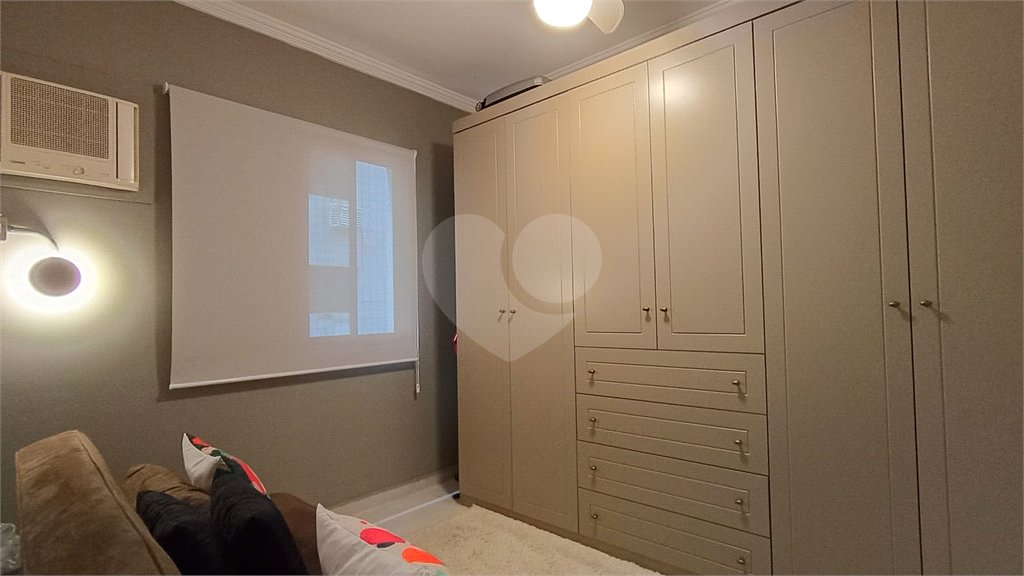 Apartamento à venda com 2 quartos, sendo 1 suíte, em Pitangueiras, Guarujá, SP