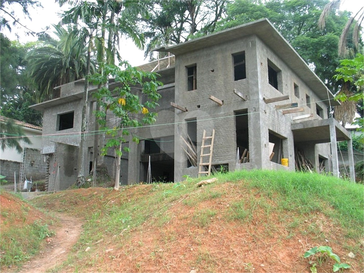 Casa à venda com 4 suítes em Jardim Floresta, São Paulo, SP