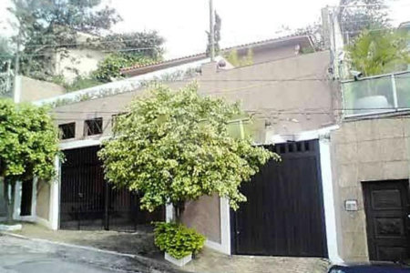 Casa à venda com 3 quartos, sendo 1 suíte, em Jardim São Bento, São Paulo, SP