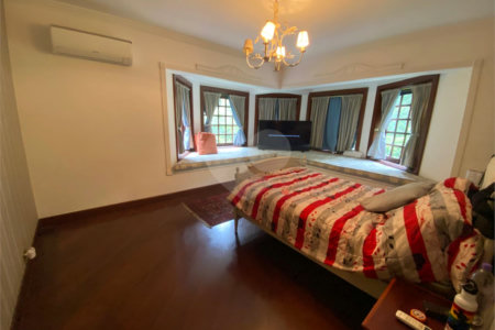 Casa à venda ou para alugar com 5 quartos, sendo 3 suítes,  em Fazenda Morumbi, São Paulo, SP