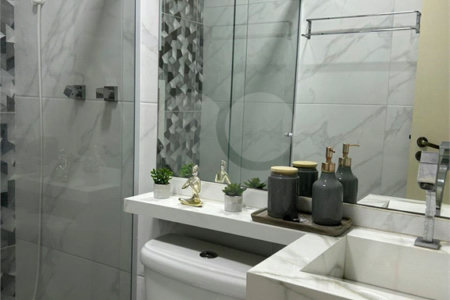 Casa de Vila à venda com 4 quartos, sendo 1 suíte, em Jardim Gramados de Sorocaba, Sorocaba, SP