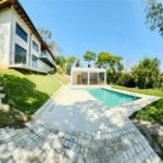 Casa à venda com 4 suítes no condomínio Associação Portal Ouro Verde, Atibaia - SP