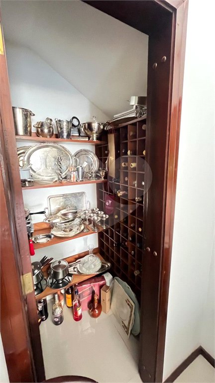 Casa à venda com 4 quartos, sendo 2 suítes, em Lar São Paulo, São Paulo, SP
