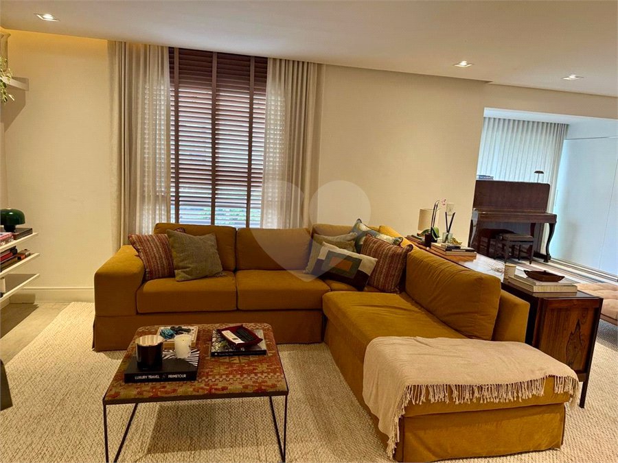 Apartamento à venda com 4 suítes em Vila Olímpia, São Paulo, SP