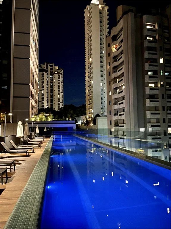 Apartamento à venda ou para alugar com 1 suíte em Jardim Fonte do Morumbi, São Paulo, SP