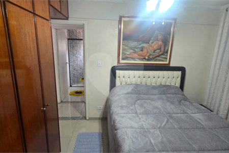 Apartamento à venda com 2 quartos, sendo 1 suíte,  em Vila Monumento, São Paulo, SP