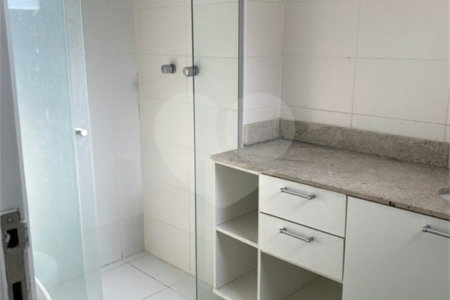 Apartamento à venda com 4 quartos, sendo 2 suítes, em Paraíso do Morumbi, São Paulo, SP