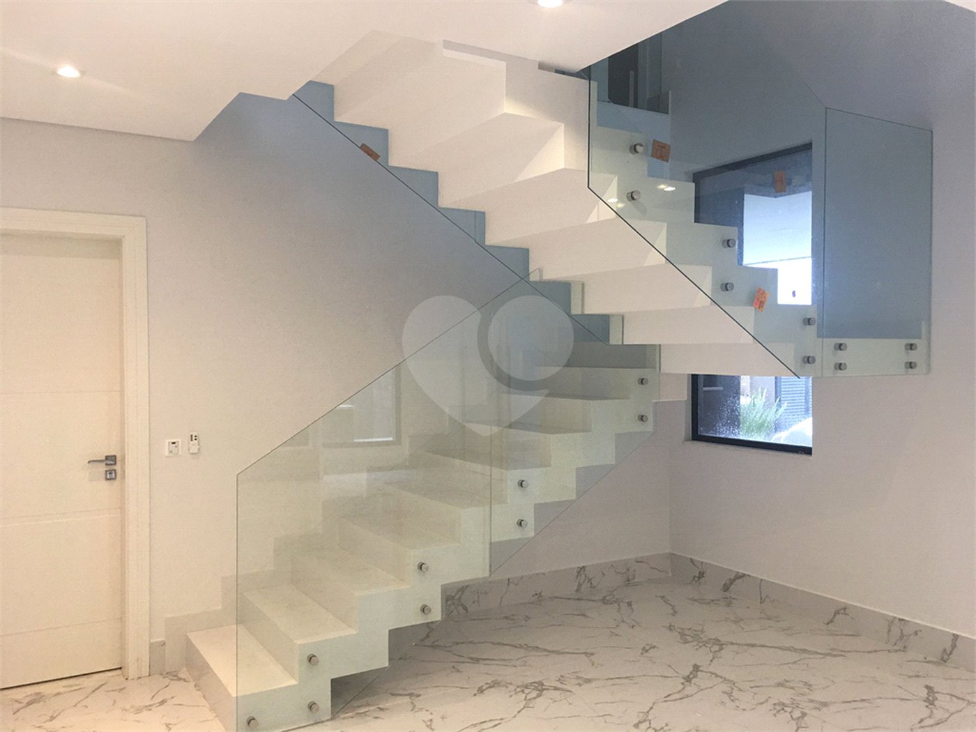 Casa à venda ou para alugar com 4 suítes no condomínio Residencial Tamboré 10, Santana de Parnaíba - SP