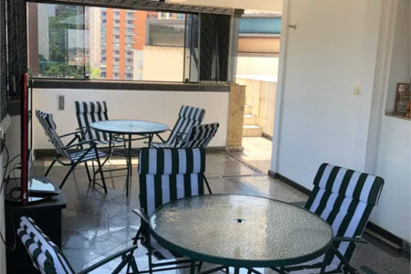 Cobertura à venda com 5 quartos, sendo 3 suítes, em Vila Andrade, São Paulo, SP