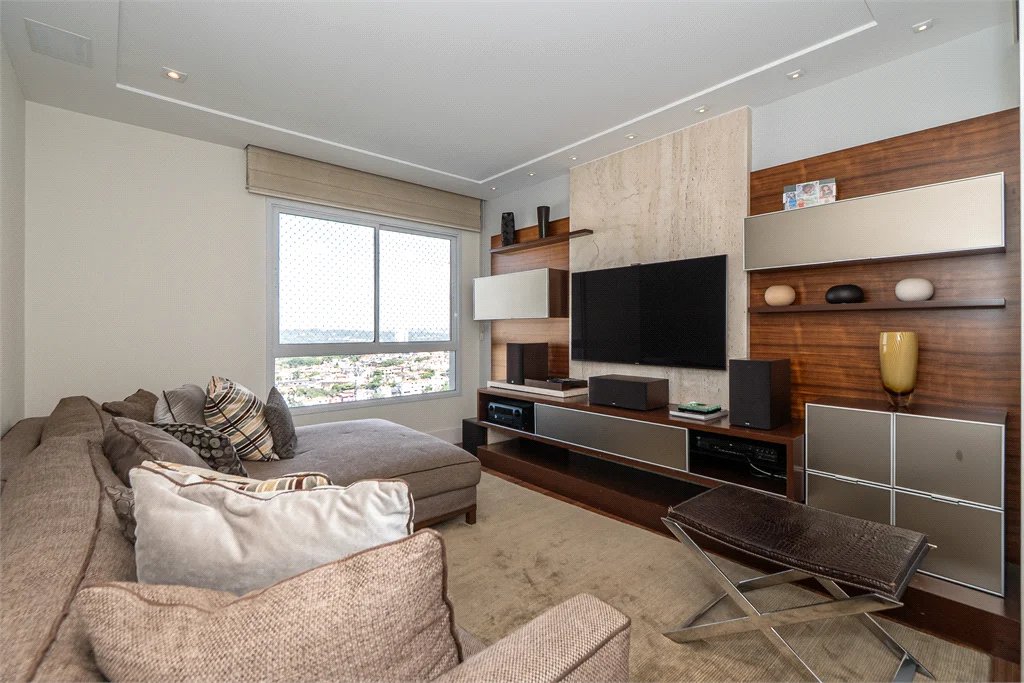 Apartamento à venda com 3 suítes em Sumarezinho, São Paulo, SP