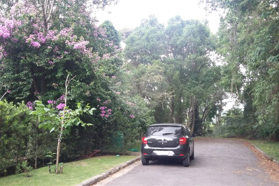 Sobrado à venda com 5 quartos, sendo 2 suítes,  em Serra da Cantareira, Mairiporã, SP