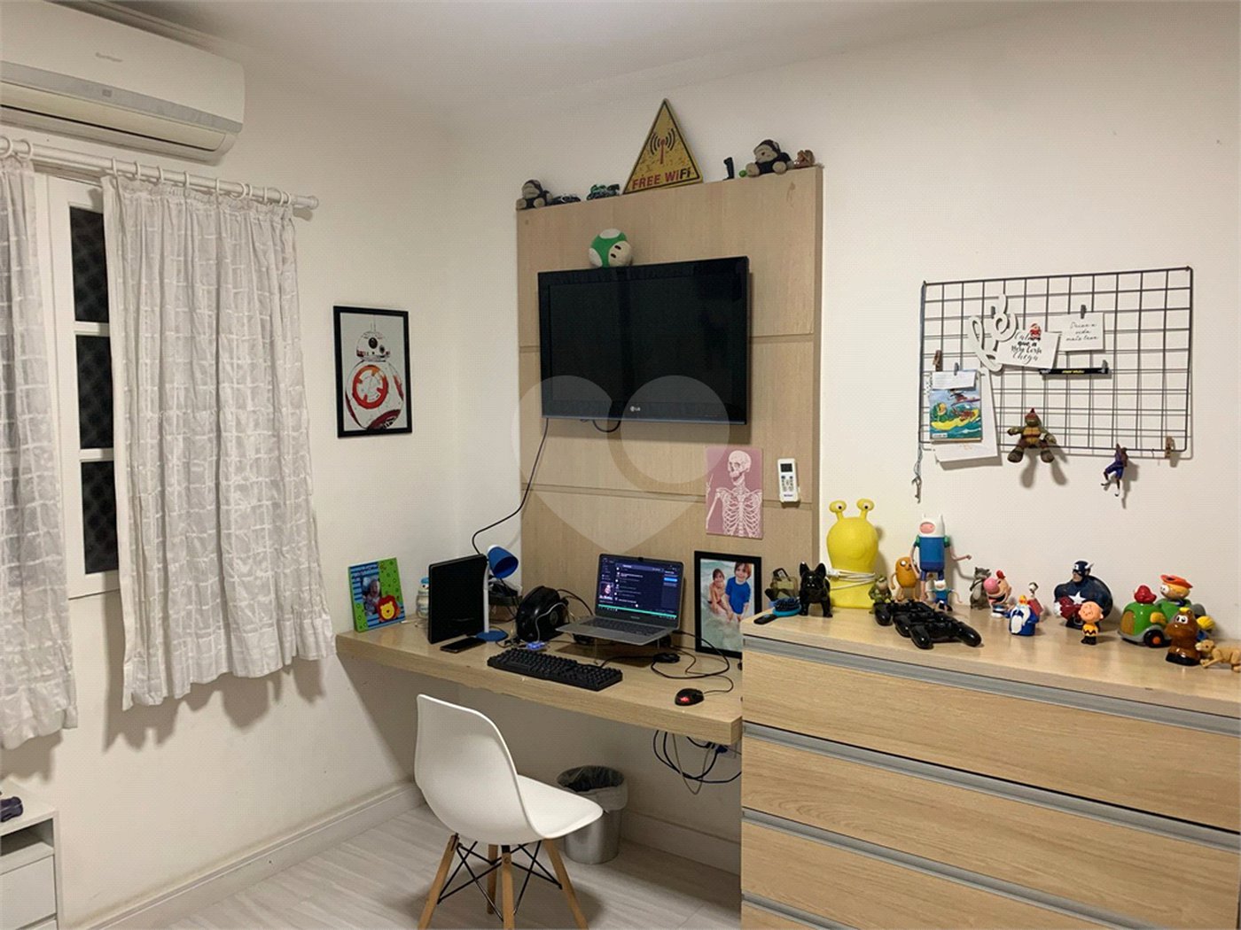 Sobrado à venda com 3 quartos, sendo 1 suíte, em Residencial Novo Horizonte I, Mogi das Cruzes, SP