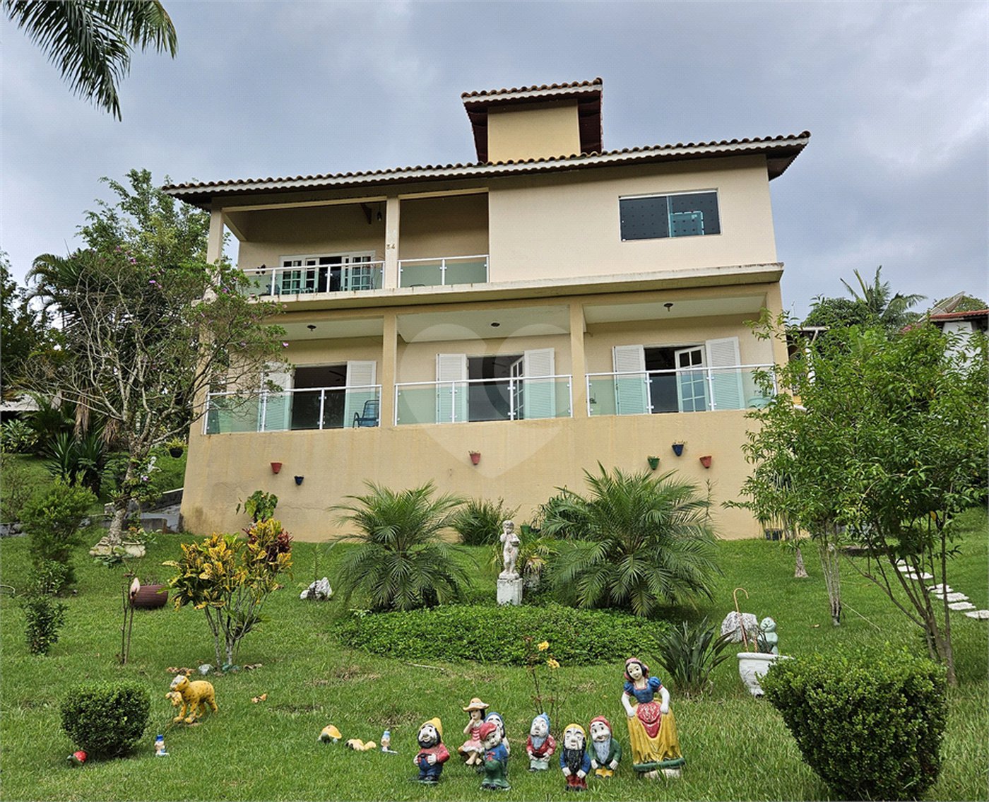 Casa à venda com 3 quartos, sendo 1 suíte, no condomínio Clube de Campo Fazenda Tabarã, Mairiporã - SP