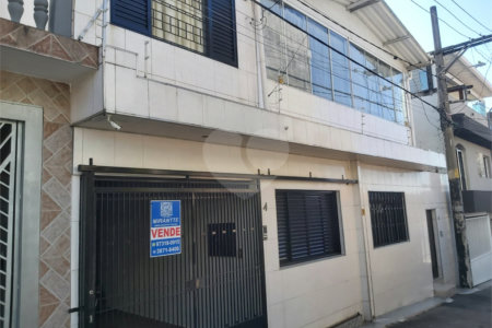 Casa de Vila à venda com 4 quartos, sendo 1 suíte, em Vila Medeiros, São Paulo, SP