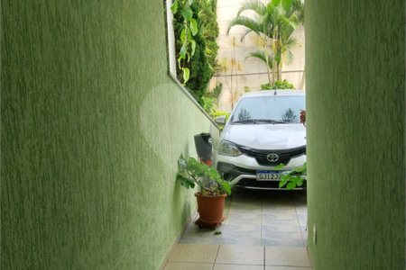 Casa à venda com 3 quartos, sendo 1 suíte, no condomínio Villagio Esperanza, Guarulhos - SP