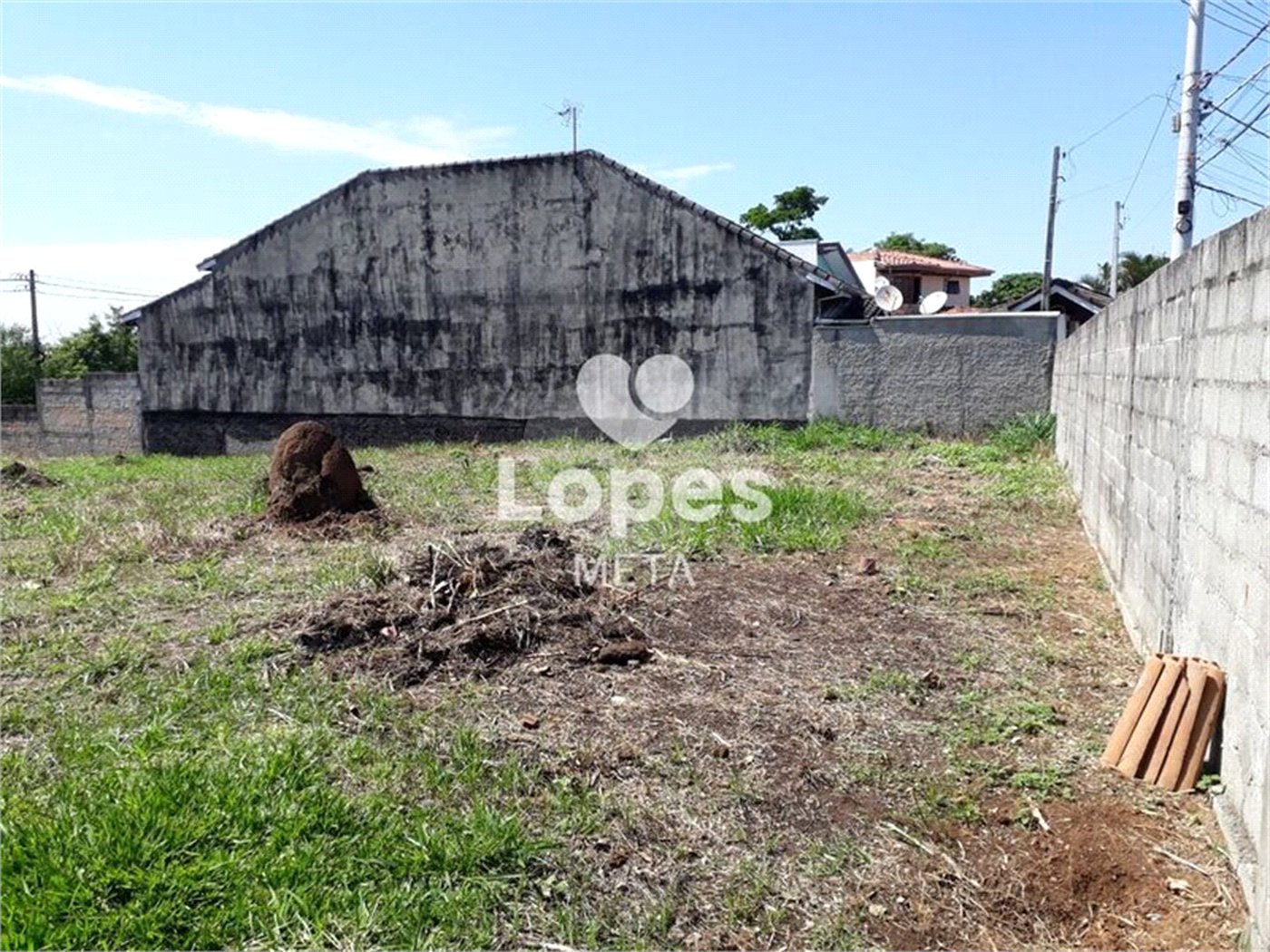 Terreno à venda em Piracangaguá, Taubaté, SP