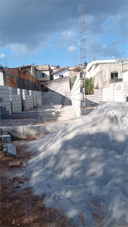 Casa à venda com 2 suítes em Jardim São Felipe, Atibaia, SP