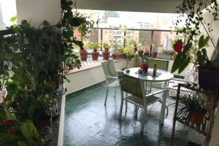 Apartamento à venda com 3 quartos, sendo 1 suíte, em Vila Andrade, São Paulo, SP