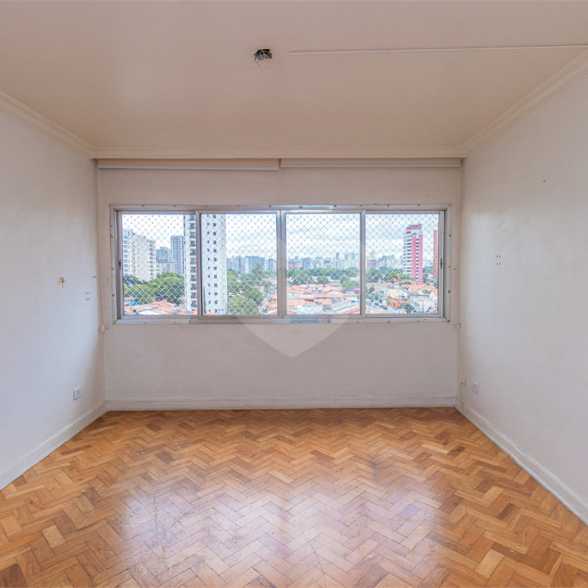 Apartamento à venda com 3 quartos, sendo 1 suíte, em Campo Belo, São Paulo, SP