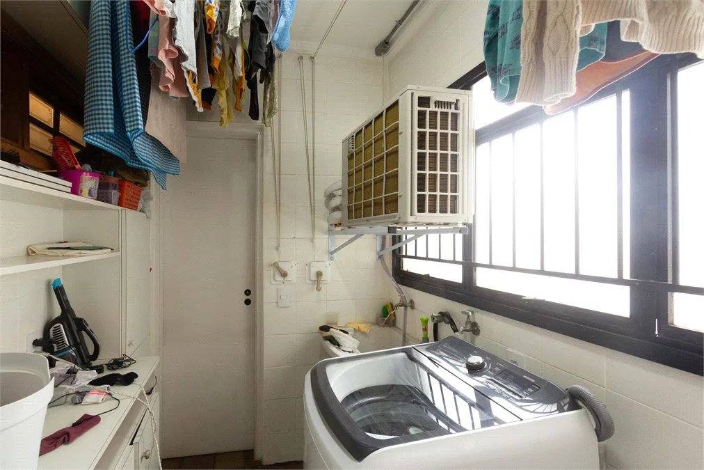 Apartamento à venda com 4 suítes em Vila Nova Conceição, São Paulo, SP