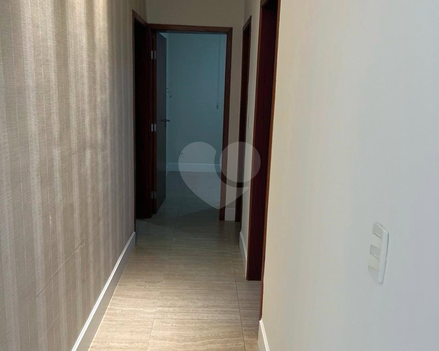 Apartamento à venda com 3 quartos, sendo 1 suíte, no Centro, Itapetininga, SP