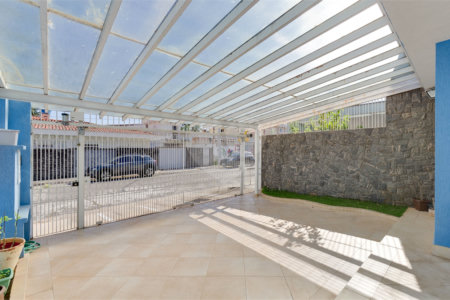 Casa à venda com 3 quartos, sendo 1 suíte, em Santo Amaro, São Paulo, SP