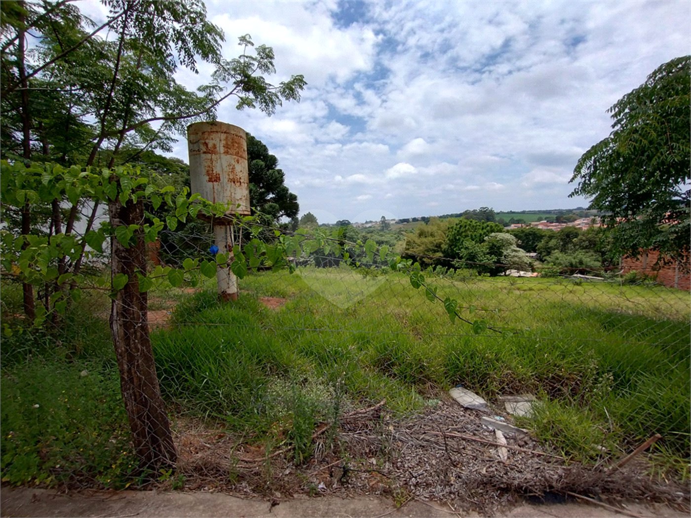 Terreno à venda em Jardim Moraes Rosa, Itapetininga, SP