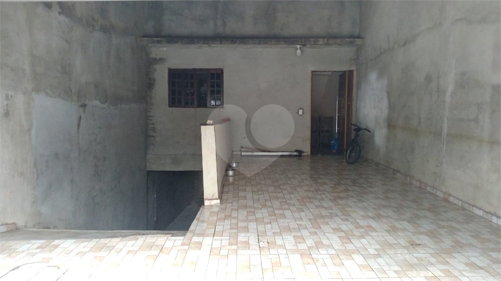 Casa à venda com 1 quarto em Água Vermelha, Poá, SP